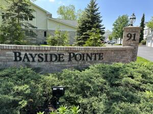 Bayside Pointe Condominiums 91  Potawatomi E2 in Williams Bay wi. List Price: $339,000