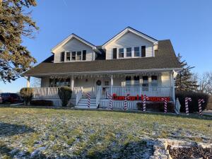 8505 W Forest Home in Greenfield wi. List Price: $525,000