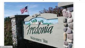 Lt86  Glendale in Fredonia wi. List Price: $58,000