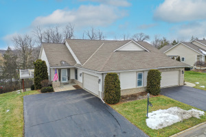 The Settlement of Rochester 333  Oak Hill 15 in Rochester wi. List Price: $475,000