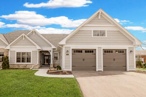 The Woods at Highland Park 6115 W Woods 7A in Mequon wi. List Price: $749,900