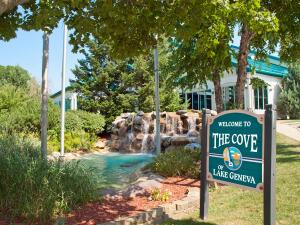 The Cove of Lake Geneva 111  Center 160 in Lake Geneva wi. List Price: $195,000