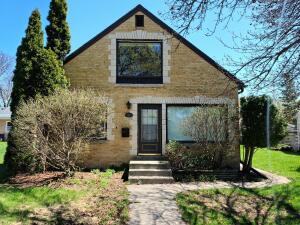 5126 N 66th in Milwaukee wi. List Price: $156,750