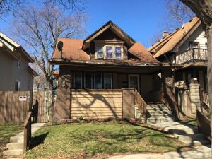3175 N 40th in Milwaukee wi. List Price: $129,000