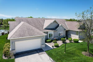 Fountainview 5313 S Butterfield  in Greenfield wi. List Price: $375,000