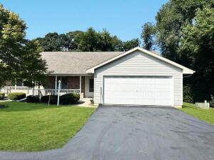 Homes of Havenwood III 2550  Havenwood G in Oshkosh wi. List Price: $279,000