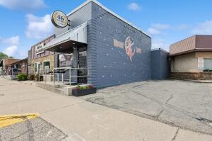 103  Kenosha St in Walworth wi. List Price: $775,000