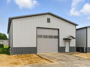 W4838  County Road RR - in Random Lake wi. List Price: $250,500