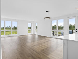 Lakeshore Commons 4163 E Hemlock Dr 201 in Oak Creek wi. List Price: $459,900