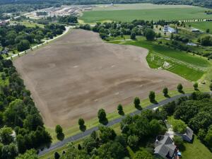 Lt4 E Whitaker  Ln in Summit wi. List Price: $225,000