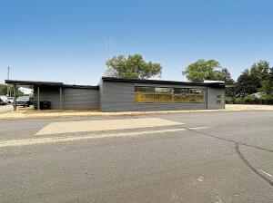 3082  Main St in East Troy wi. List Price: $499,000