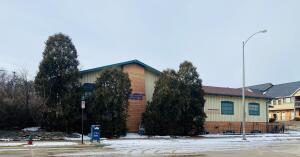 10045 W Lisbon Ave in Wauwatosa wi. List Price: $595,000