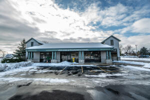 119  Main St in Belgium wi. List Price: $599,900