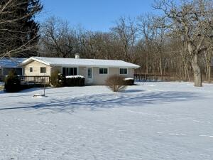 2365 S Pine St in Burlington wi. List Price: $425,000