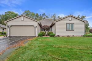 Tamarack VIllage W175N8151  Robin Cir 1 in Menomonee Falls wi. List Price: $439,900