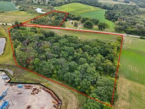 N9607  Highway 83  - in East Troy wi. List Price: $550,000