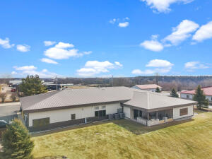 2492  Crest Dr in Lyons wi. List Price: $2,750,000