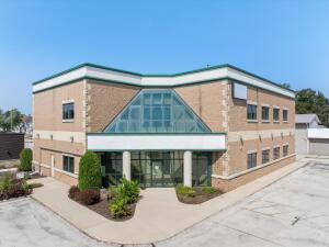 2205  Forest Ave in Two Rivers wi. List Price: $450,000