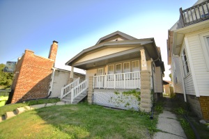 2104 S 71st St in West Allis wi. List Price: $275,000