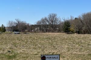 N979  Winds  Way in Ashippun wi. List Price: $134,999