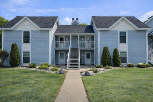 Foxwood Isle 300  Foxwood Dr 160 in Waterford wi. List Price: $314,900