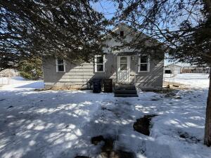 923  11th Ave in Onalaska wi. List Price: $299,000