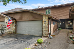 Lauderdale North 1075  Lauderdale -  in Onalaska wi. List Price: $539,900