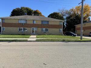 3111  Wheelock Dr in Racine wi. List Price: $1,950,000