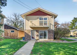River Park 445 W Chestnut St  in Burlington wi. List Price: $235,000
