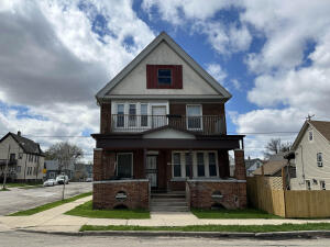 2177 S 17th St in Milwaukee wi. List Price: $225,000
