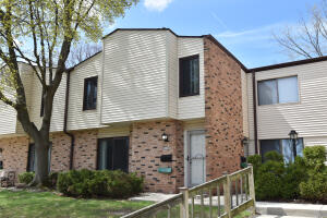 Whispering Hills 8709 N 72nd St  in Milwaukee wi. List Price: $148,000