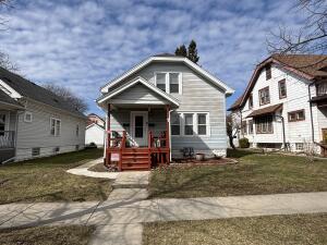 1021 S 57th St in West Allis wi. List Price: $259,900