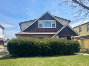 5724 N 98th St in Milwaukee wi. List Price: $239,900