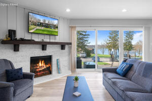 Interlaken 12  Interlaken Dr 05 in Geneva wi. List Price: $312,900
