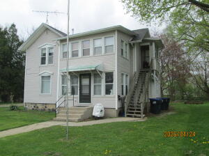 210 E Court St in Elkhorn wi. List Price: $244,900