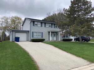 213  Summit Dr in Fredonia wi. List Price: $459,000