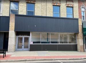 107 E Main St in Watertown wi. List Price: $3,000