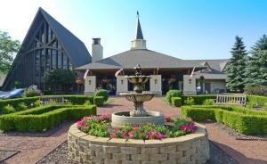 Abbey Resort 269  Fontana Blvd 2668 in Fontana wi. List Price: $137,900