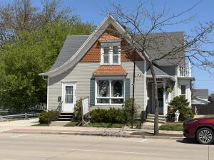 2009  Washington St in Two Rivers wi. List Price: $200,000