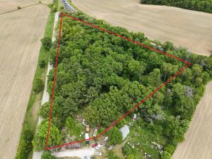 Lt0  Greening  Rd in La Grange wi. List Price: $239,000
