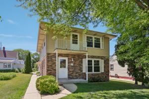 3557 S 33rd St in Greenfield wi. List Price: $420,000