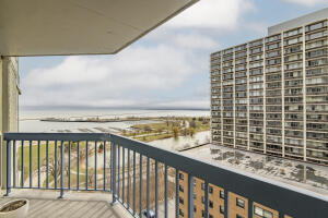 Landmark On The Lake 1660 N Prospect Ave 1406 in Milwaukee wi. List Price: $249,900