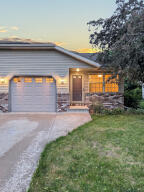 H & S 468  Pine Tree Dr 468 in Fond Du Lac wi. List Price: $214,900