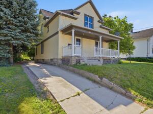 1113 S 13th St in Manitowoc wi. List Price: $250,000