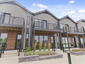 Lakeshore Commons 9352 S Alder Pl 105 in Oak Creek wi. List Price: $484,900