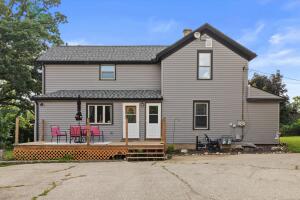 5402  Northwest Hwy in Waterford wi. List Price: $650,000