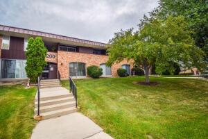 Rivers Edge 4200 W Rivers Edge Cir 7 in Brown Deer wi. List Price: $129,900