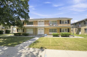 4203 N 91st St in Milwaukee wi. List Price: $455,000