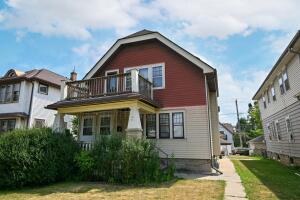 1010 S 58th St in West Allis wi. List Price: $285,000