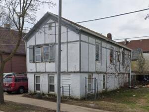1231 S 12th St in Milwaukee wi. List Price: $125,000